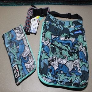 Kavu Purse and Wallet Clutch Set